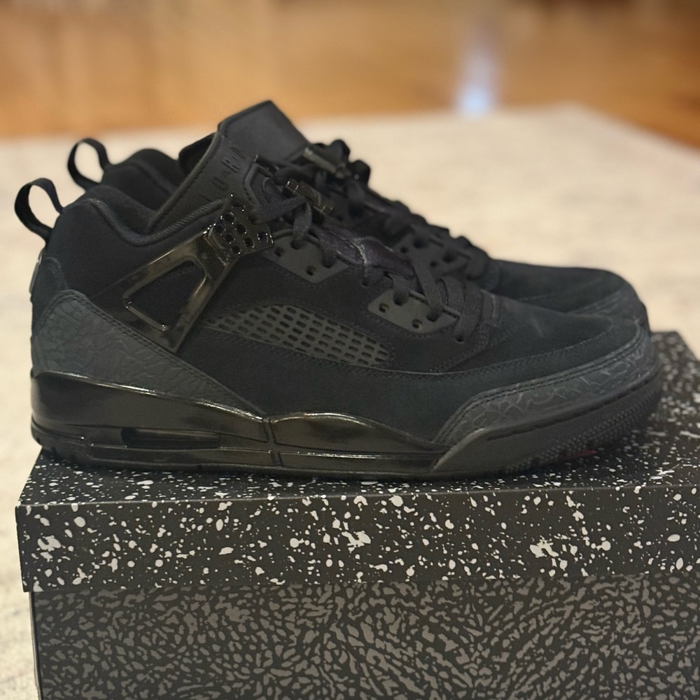Jordan Spizike Low Triple Black 10.5 Men / 12W — Brand New OG box
